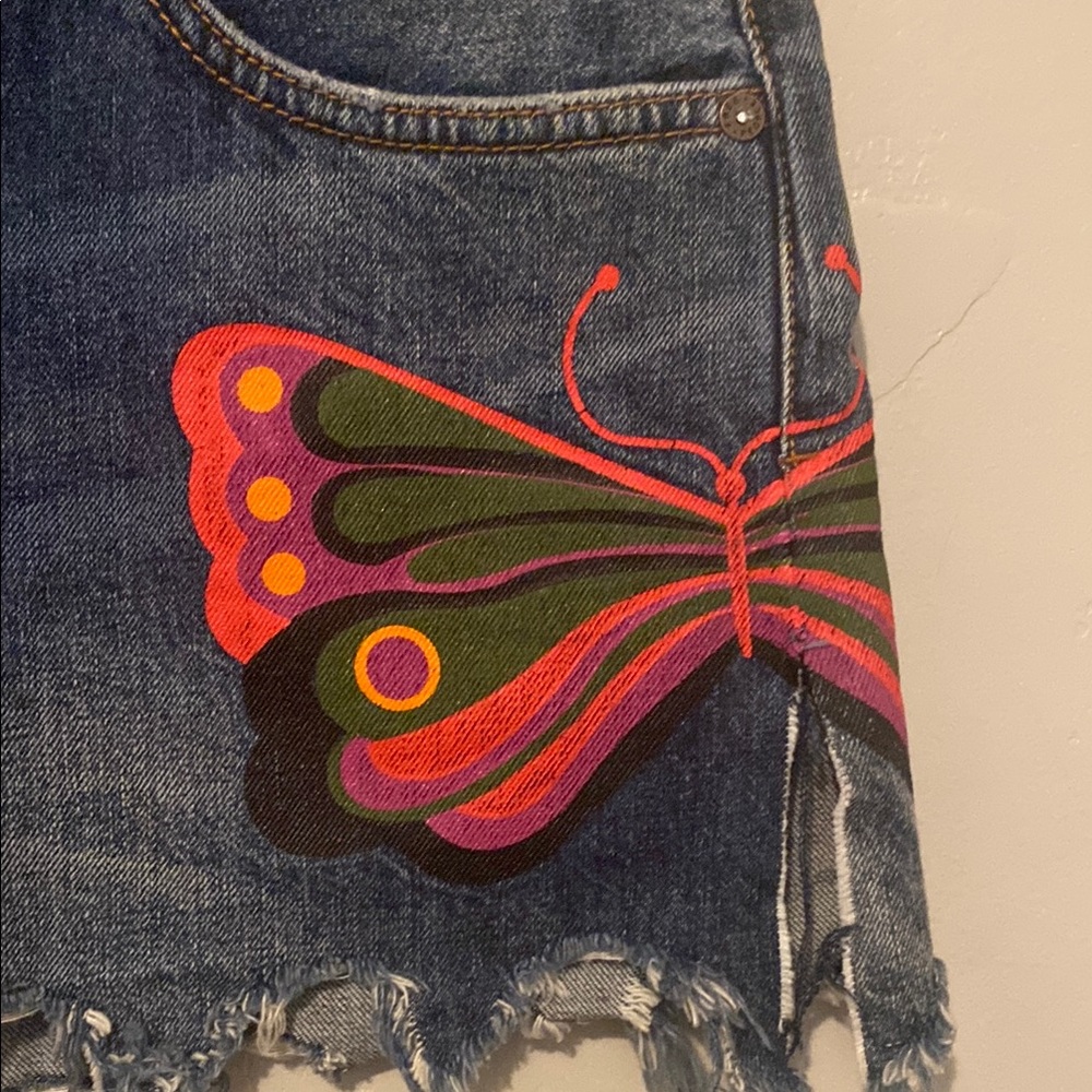 We The Free Dark Blue Jean Shorts with Colorful Painted Butterfly Woman 28 - Picture 2 of 10